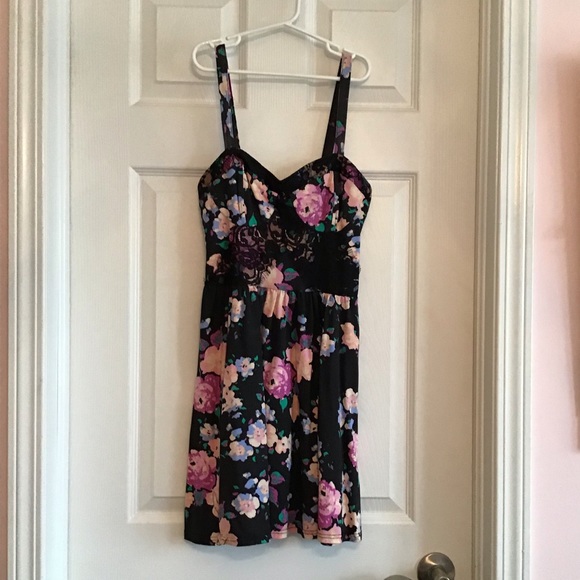 Topshop floral Dress with lace - Picture 2 of 3